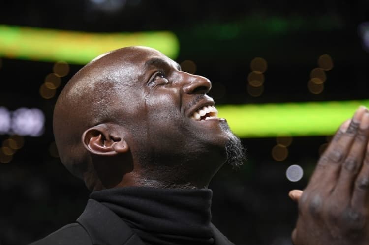 9 yıl önce bugün Kevin Garnett basketbola veda etti
