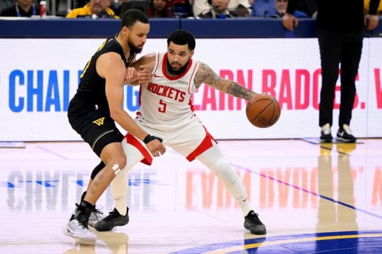 VanVleet Sezonu Kapattı, Rockets Darbe Aldı