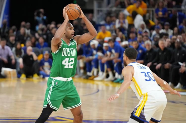 Al Horford, Tecrübe ve Şut Yeteneğiyle Warriors'a Transfer Oldu