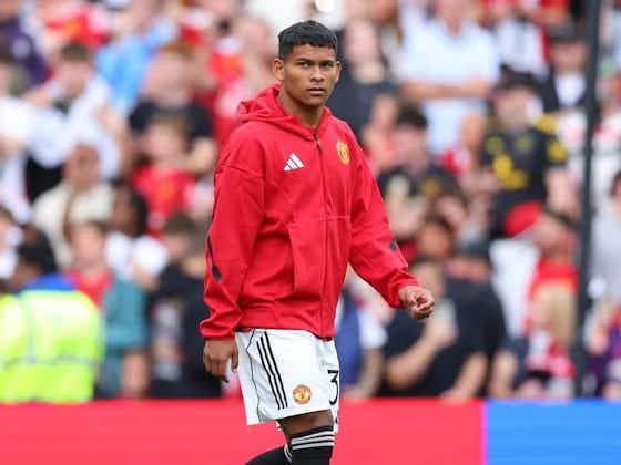 Casemiro, Diego Leon'u Kanatları Altına Aldı
