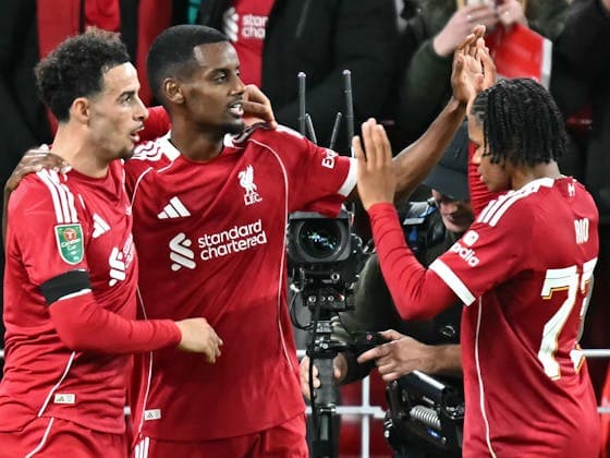 Isak, Liverpool Formasıyla İlk Golünü EFL Kupası'nda Attı