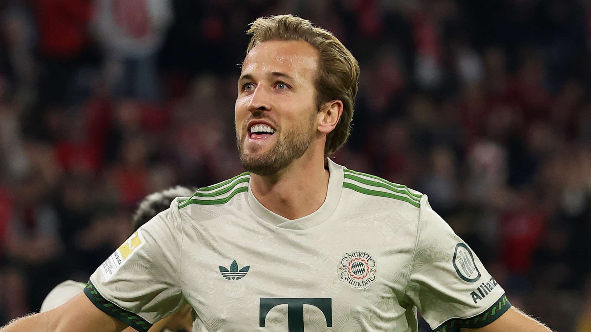 Kane'in golleriyle Bayern, Bundesliga'da beş puan farkla liderliğe yükseldi