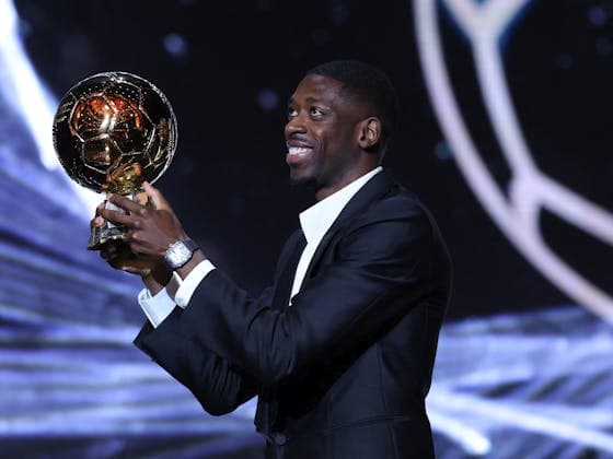 PSG taraftarları Dembele'yi Ballon d'Or için tebrik eden görsel şov sergiledi