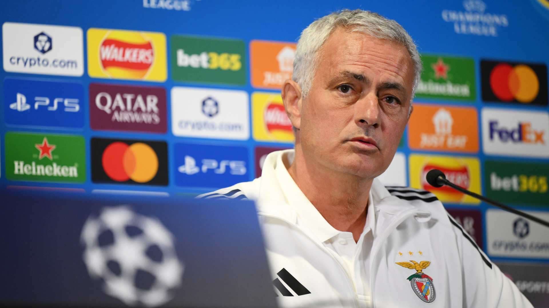 Mourinho, Chelsea'nin 54 Milyon Sterlinlik Yıldızını Benfica'da Görmek İstiyor