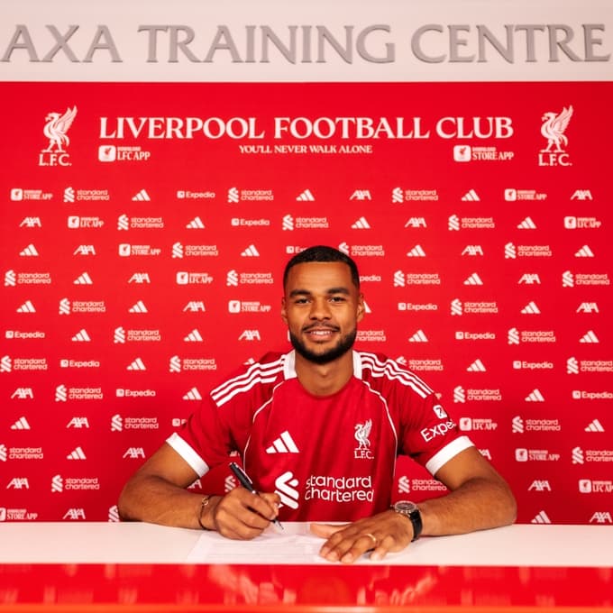 Cody Gakpo Liverpool ile sözleşmesini uzattı