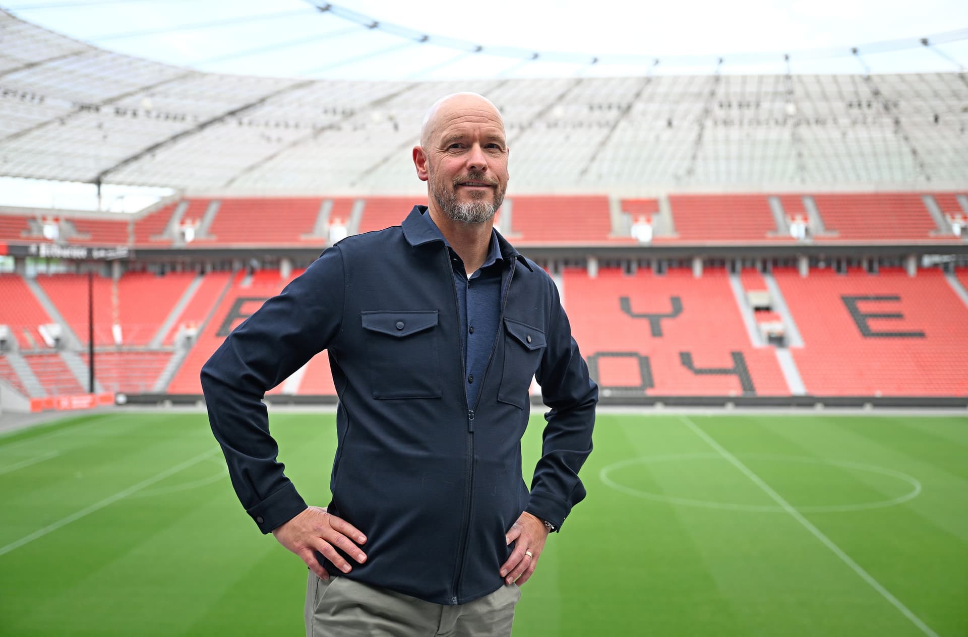 Bild: Ten Hag'ın Kadroya Müdahale Ettiği ve Kendi Menajerlik Şirketinden Oyuncuları Tavsiye Ettiği İddiası