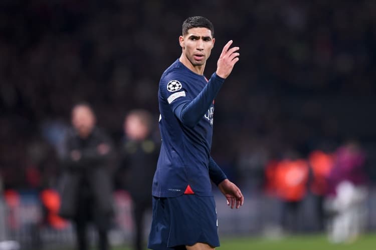 Paris Saint-Germain, sakatlık endişesiyle Achraf'a dikkatli yaklaşacak, oyuncunun Ballon d'Or beklentisi kulüple arasını açtı