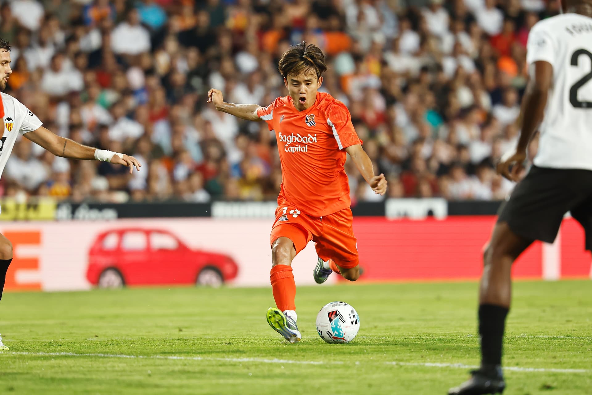 Dünya Spor: Real Sociedad'da Sakatlıklar Devam Ediyor, Takefusa Kubo Takıma Dönse de Antrenmana Katılmadı