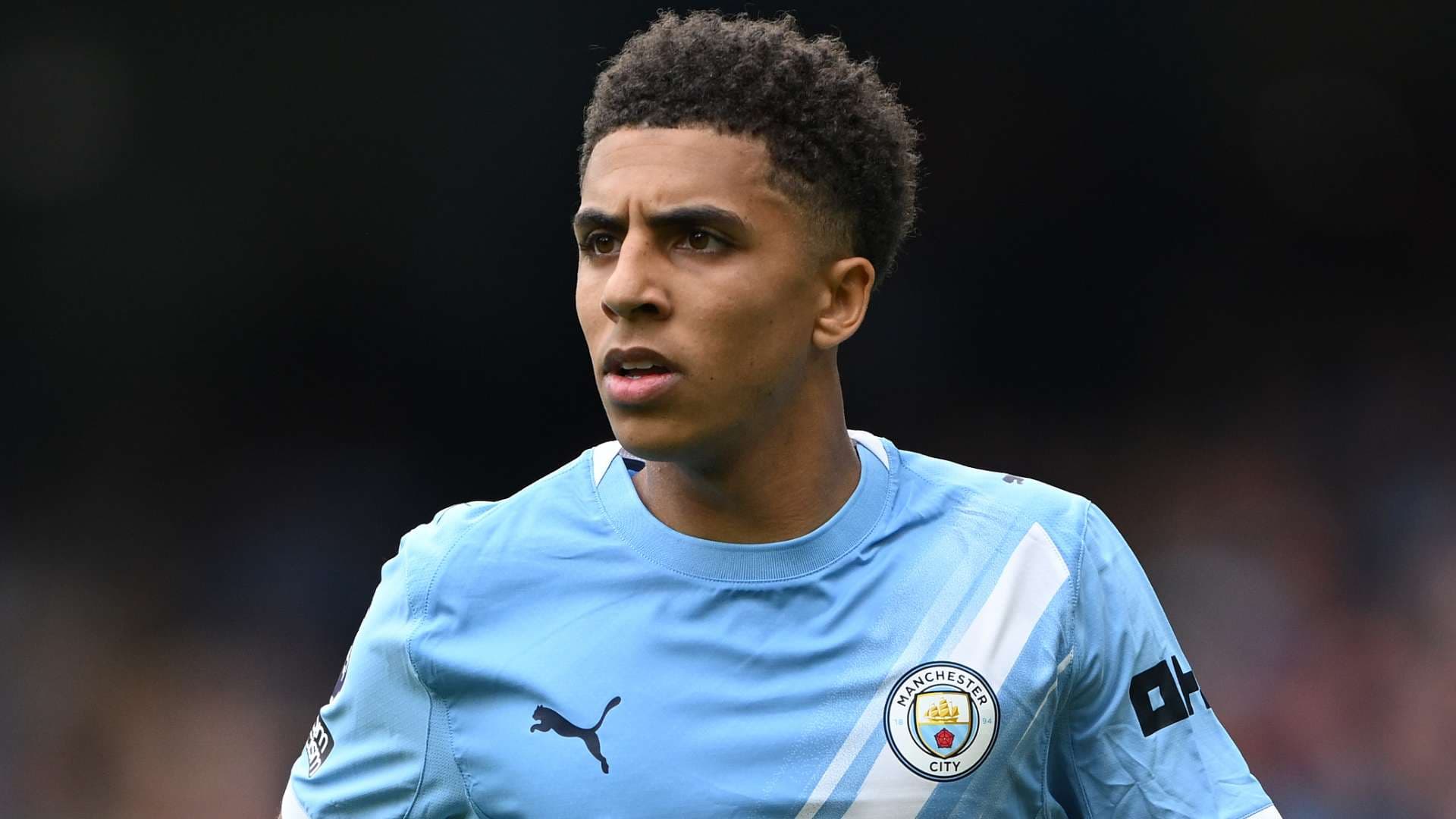 Manchester City, Rico Lewis'le Sözleşme Uzattı
