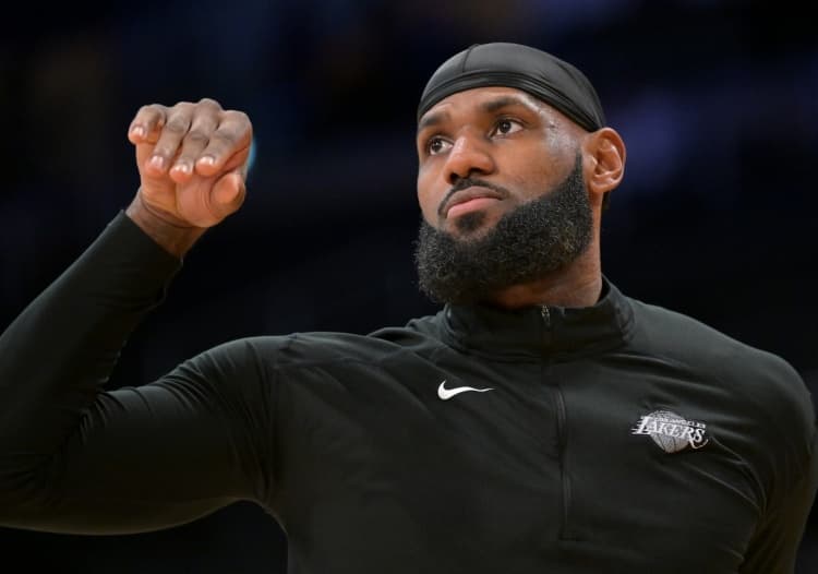 Van Gundy: LeBron James 7-8 yıl önce emekli olmalıydı, ben koçluk yaparken her yıl emekli olmasını söyledim