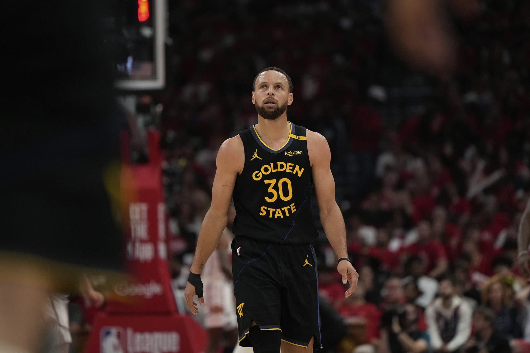 Curry: 17. Sezon Çok İyi, Lakers'ı Devirmek İstiyoruz