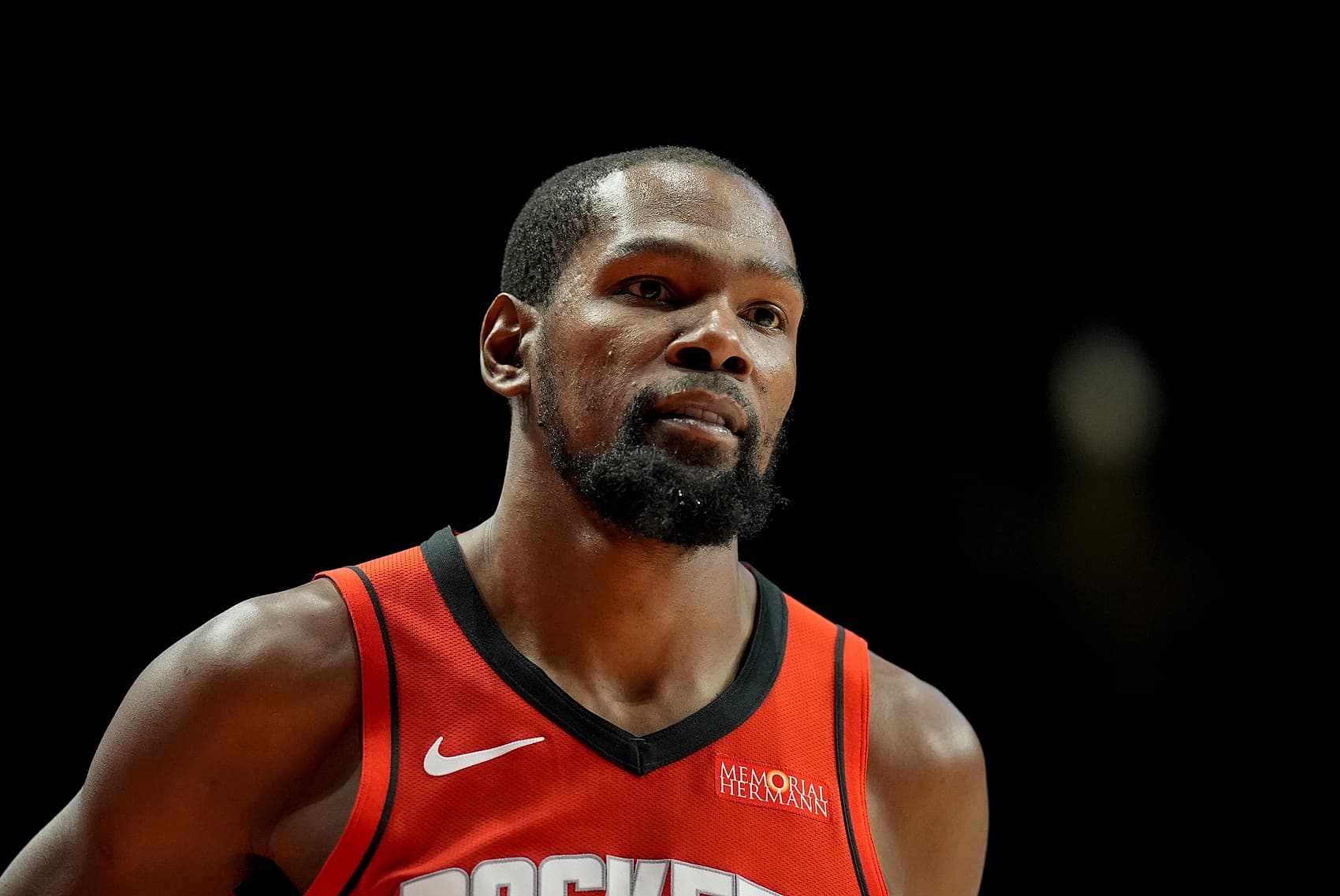 Shams: Durant's Early Extension with the Rockets Means He Plans to Finish His Career There
'tan Rockets'la Erken İmza! Kariyerini Houston'da Noktalayacak