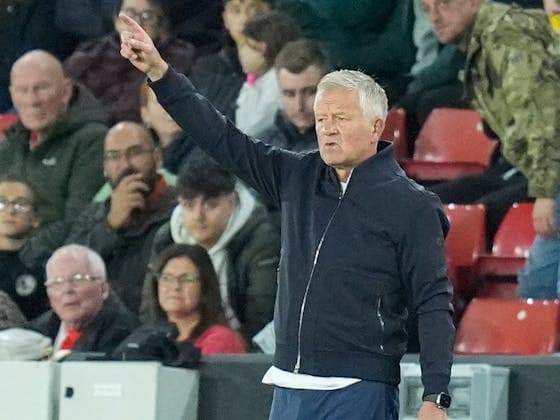 Sheffield United Teknik Direktörü Chris Wilder, Southampton Mağlubiyetinde Taraftara Top Attığı İçin Tribüne Gönderildi