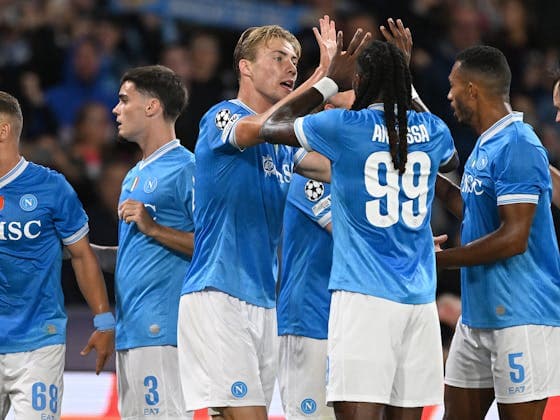 Şampiyonlar Ligi'nde Napoli, Sporting'i 2-1 Mağlup Etti Conte'nin Takımı Sezonun İlk Galibiyetini Aldı