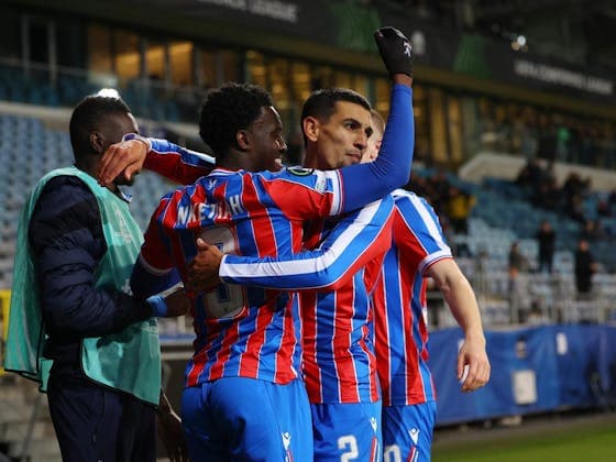 Crystal Palace, Konferans Ligi'nde Güçlü Galibiyetle Şampiyonluk Hedefini Gösterdi