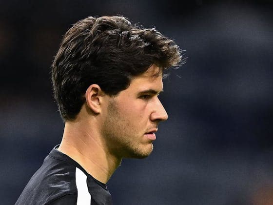 Ruben Amorim'in Sunderland Maçında Altay Bayındır Yerine Senne Lammens'e Şans Vermesi Gerekiyor