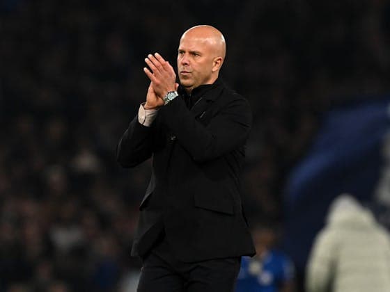 Arne Slot, Chelsea mağlubiyetinde çok sayıda fırsat kaçıran Mohamed Salah'ı savundu