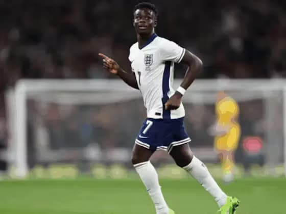 Bukayo Saka'dan Tarihi Performans, İngiltere Galler'i Yenerek Seriyi Sürdürdü