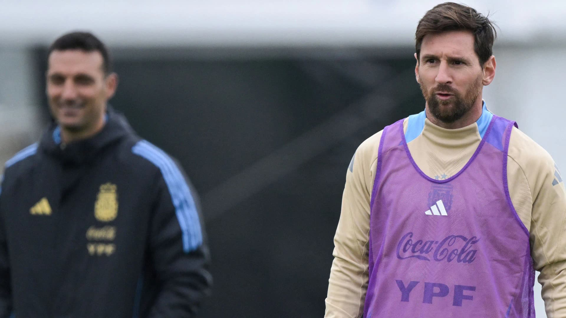 Messi Arjantin antrenmanlarına döndü, Porto Riko karşısında forma giyebilir