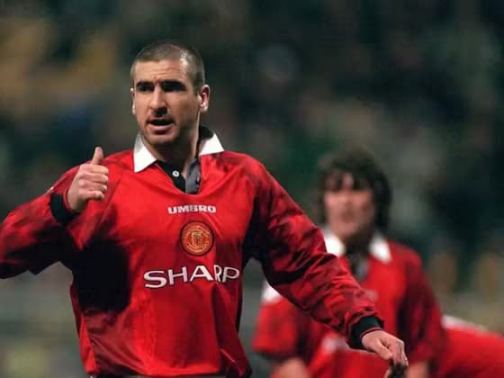 Efsane Geri Dönüyor: Cantona, Manchester United Formasıyla Sahalara İniyor!