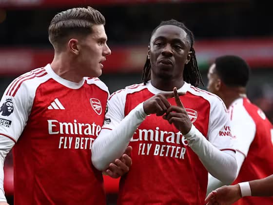 Arsenal Premier Lig'de Liderliğini Sürdürdü, City Villa Park'ta Çakıldı, Bournemouth İkinci Sıraya Yükseldi