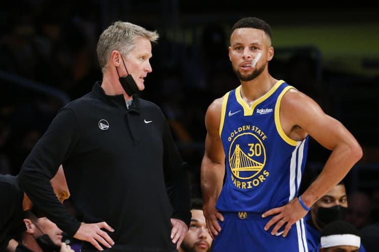 Kerr'den Curry, Thompson ve Green'e Dinlenme Ayarı!