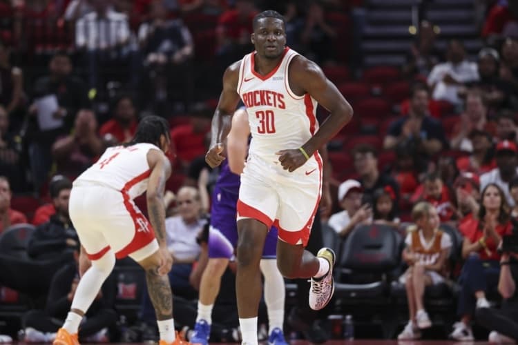 Amerikalı Gazeteci: Houston Roketleri'nin Bench Performansı Şov Yaptı! Adams'ın Ribaundları, Capela'nın Savunması, Eason'ın Üçlükleri Konuşuluyor!