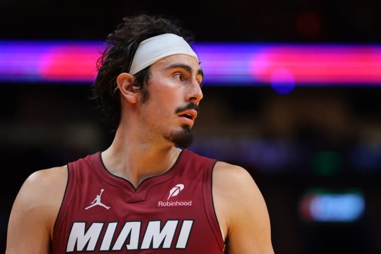 Bill Simmons: Bam Adebayo'nun MIP adaylığı tartışmalı!