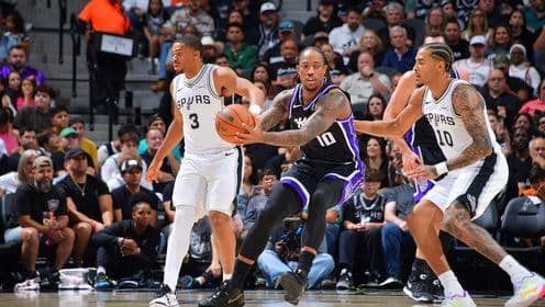 San Antonio'dan Sacramento'ya Tokat Gibi Ders: Spurs Kralı Çıplak Bıraktı!