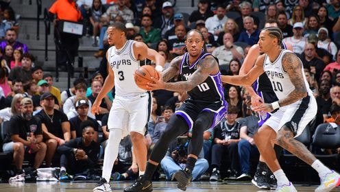 San Antonio'dan Sacramento'ya Tokat Gibi Ders: Spurs Kralı Çıplak Bıraktı!
