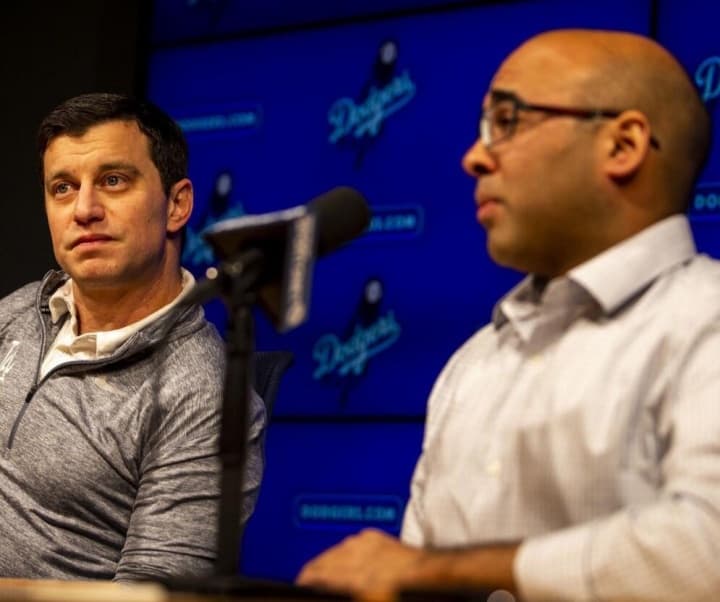 Lakers'dan Bomba Hamle: Dodgers'ın İki Yöneticisi Danışman Olarak Geliyor