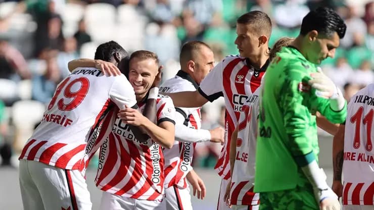 Samsunspor'dan kritik virajda 3 puanlık zafer!