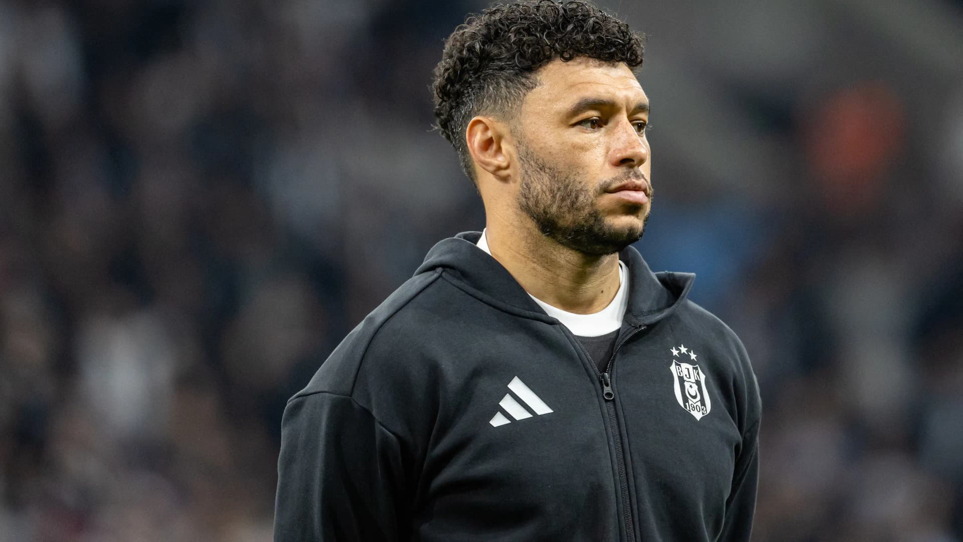 Oxlade-Chamberlain Sürprizi: Arsenal'e Geri mi Dönüyor?