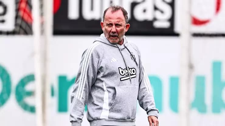 Beşiktaş'ta Şok: 3 Yıldız Antrenmanı Kaçırdı!