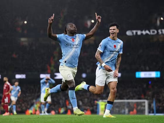 Premier Lig'de Sunderland Sürprizi, Arsenal Takıldı, Doku Şov Yaptı