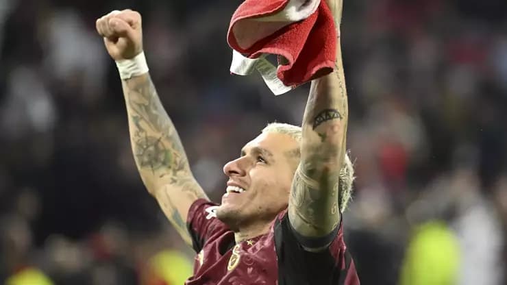 Galatasaray Torreira'nın Sağlık Durumunu Açıkladı