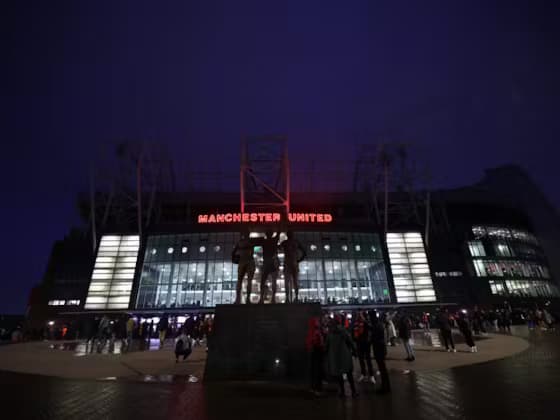 Manchester United'dan Sosyal Medya Hamlesi: Çalışanlara Reklam Yasağı!