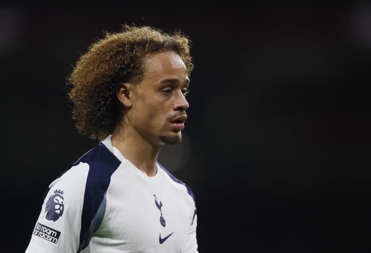 65 Milyon Euro'luk Transfer! Simmons Tottenham'da Tutunamadı