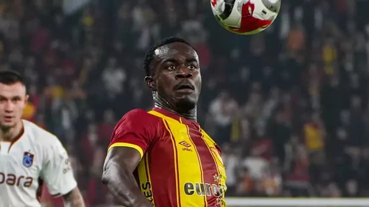 Göztepe'li Dennis'e Alman Kancası! Transfer İddiası
