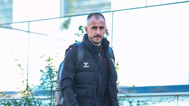 Samsunspor Almanya'ya Gitti Hazırlık Kampı Başlıyor