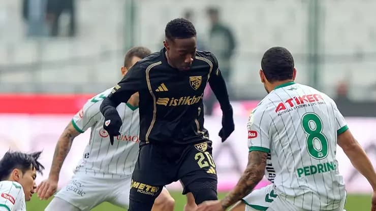 Kayserispor Konya'dan Son Dakika Golüyle Puanı Söktü Aldı