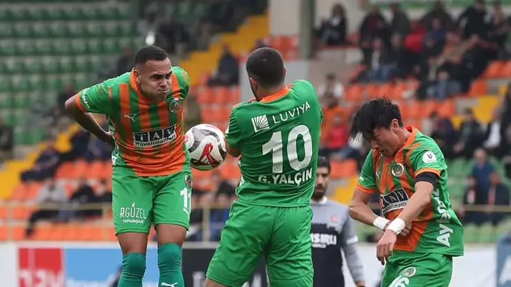 Alanyaspor Güldü Karagümrük Kabusu Sürüyor