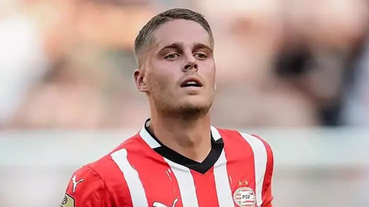 Joey Veerman'dan Fenerbahçe Transferi İptaline Dair Sözler
