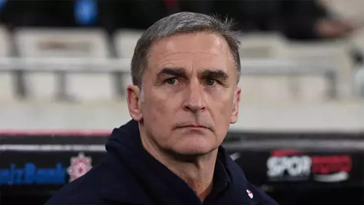 Bild'den Şok İddia Kuntz Taciz Mi Etti İstifa Depremi