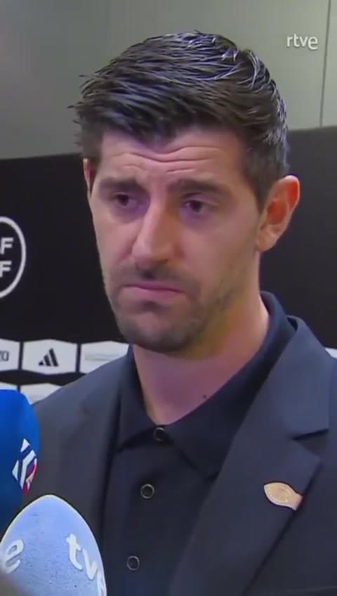 Courtois'dan Real Madrid'e Sert Uyarı: Saygılı Olun Yoksa Giderim!