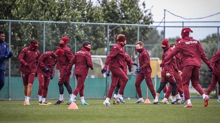Trabzonspor İstanbulspor Maçı Kadrosu Açıklandı