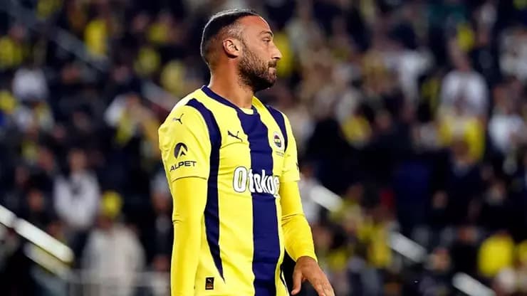 Fenerbahçe'den Şok Karar: Cenk Tosun ile Yollar Ayrıldı