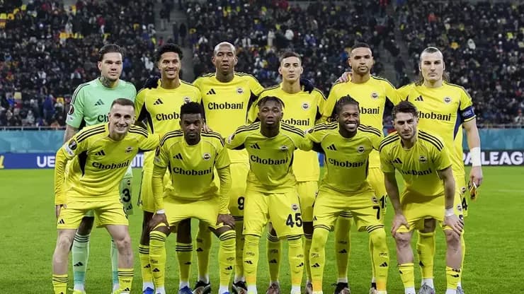Fenerbahçe'nin UEFA Kadrosu Belli Oldu
