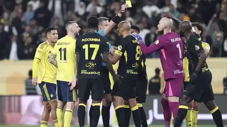 En Nesyri Fenerbahçe'ye Veda Etti Al Ittihad'da İlk Maçına Çıkıyor
