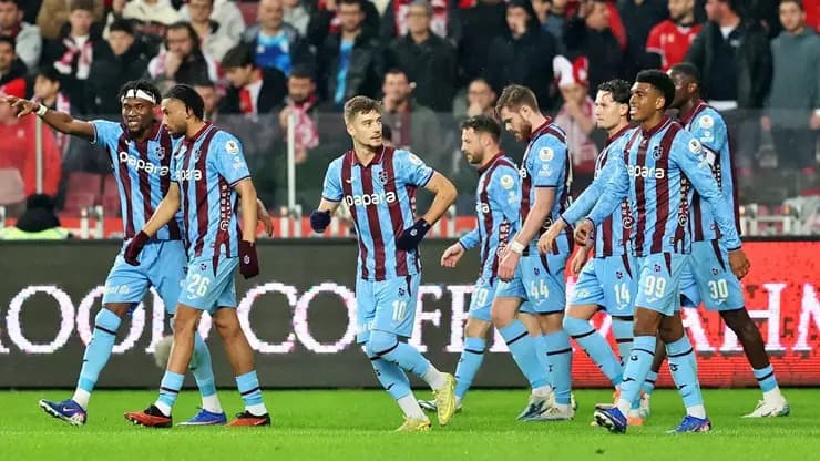 Trabzonspor Samsunspor'u Deplasmanda Devirdi Karadeniz Fırtınası!